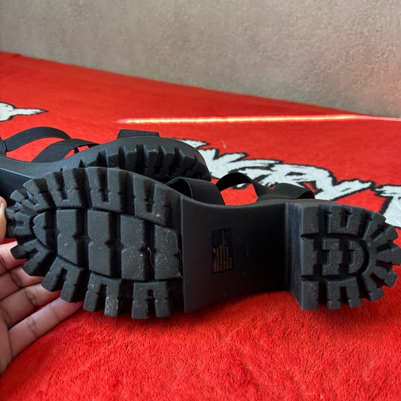 Madden Girl Londen Platform Sandals Sz 9M Block Heel Black Elastic Ankle Strap - Picture 5 of 6